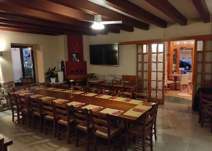 Szálloda Baschera 2*